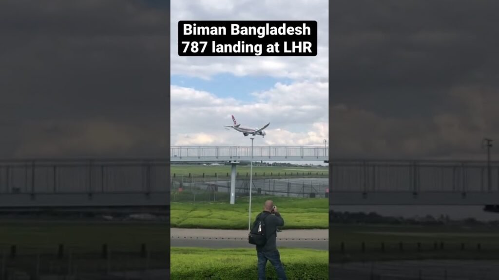 Biman Bangladesh Boeing 787 landing at London Heathrow #planespotting #pilot #aviation #london #787