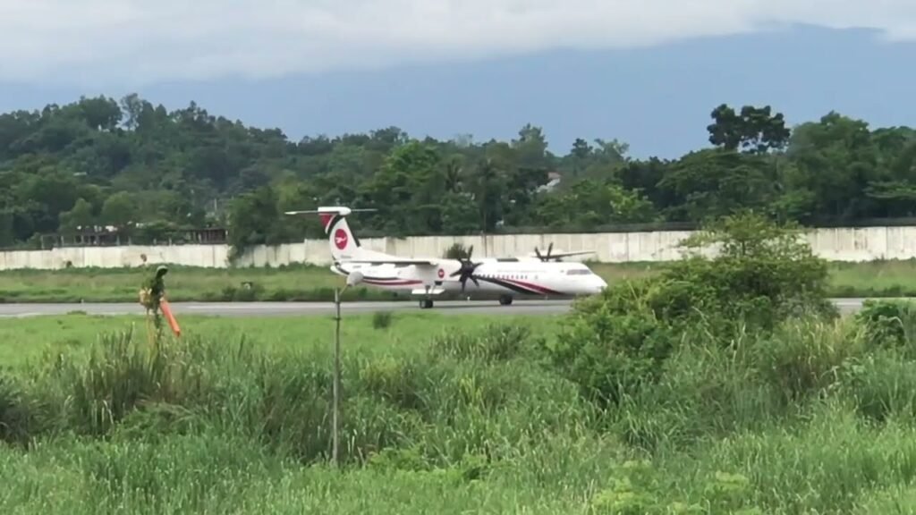 Biman Bangladesh Airlines DH8- Dhaka | Takeoff from sylhet